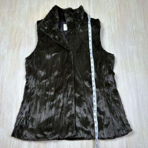 Banana Republic Soft Faux Fur Sleeveless Button Snap Lined Layering Vest Medium - Picture 13 of 16